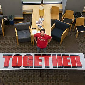 布莱斯·马丁（Bryce Martin）？10构建了最大的乐高砖单词。